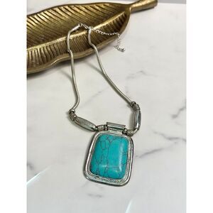Dyed Howlite Pendant Necklace